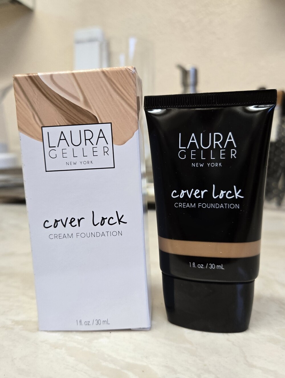 Laura Geller Cover Lock Cream Foundation - Tan